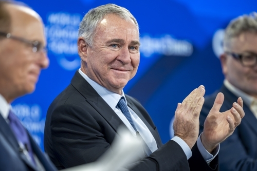 Citadel CEO Ken Griffin said in a Bloomberg interview on the 20th (local time) that investors are now 'almost certainly' in the middle of an artificial intelligence (AI) bubble. [EPA = Yonhap News]