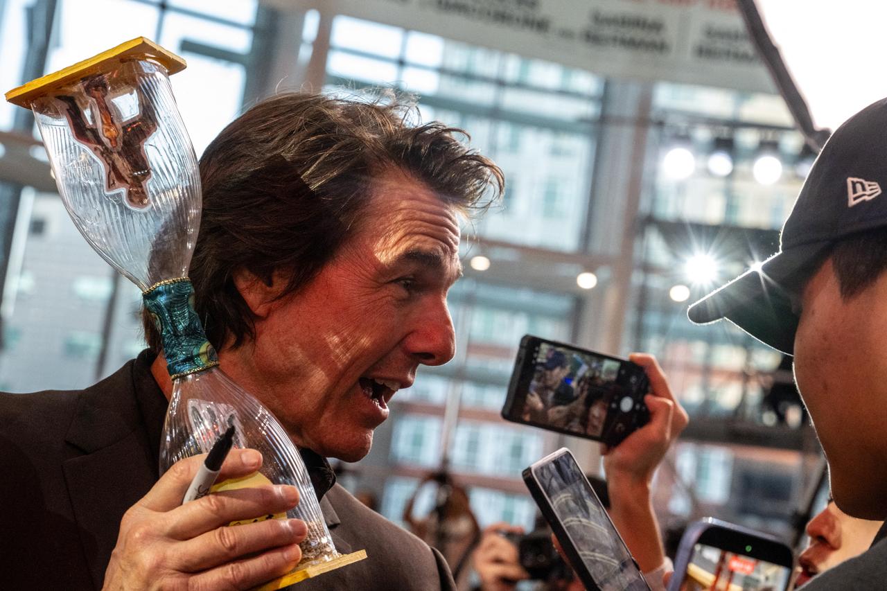 Tom Cruise
