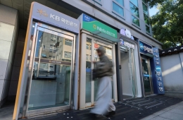  Banks Should Give Serious Thought to the Call to "Revise Quantitative Growth Strategy"
