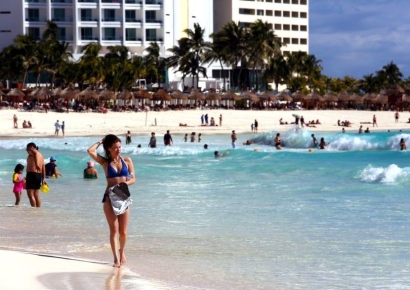 "Expensive, Smelly and Scary"... What's Happened to the "Honeymooners' Paradise" Tourists Have Abandoned?