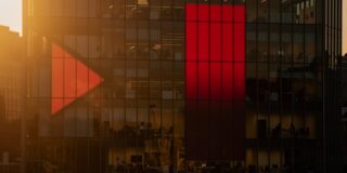 Netflix prepares to cut 800 jobs days before earnings as YouTube keeps winning