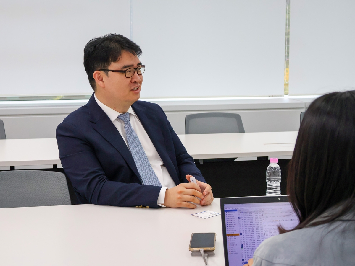 Kim Lok-won, chief executive officer (CEO) of DeepX, speaks with reporters during an interview at the company's office in Pangyo, south of Seoul, on Oct. 15, 2026. (Yonhap)