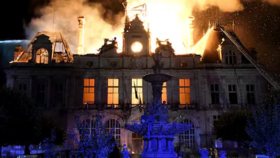 Yellow Vest Riots Spark France's Worst Violence in Decades