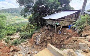 The scene of the flood causing serious landslides at Da Mi Pass on National Highway 55
